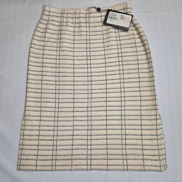St. John Collection Dresses & Skirts - ST. JOHN COLLECTION WOOL TWEED PENCIL SKIRT BLACK WHITE WOMENS SIZE 2 $485 NWT